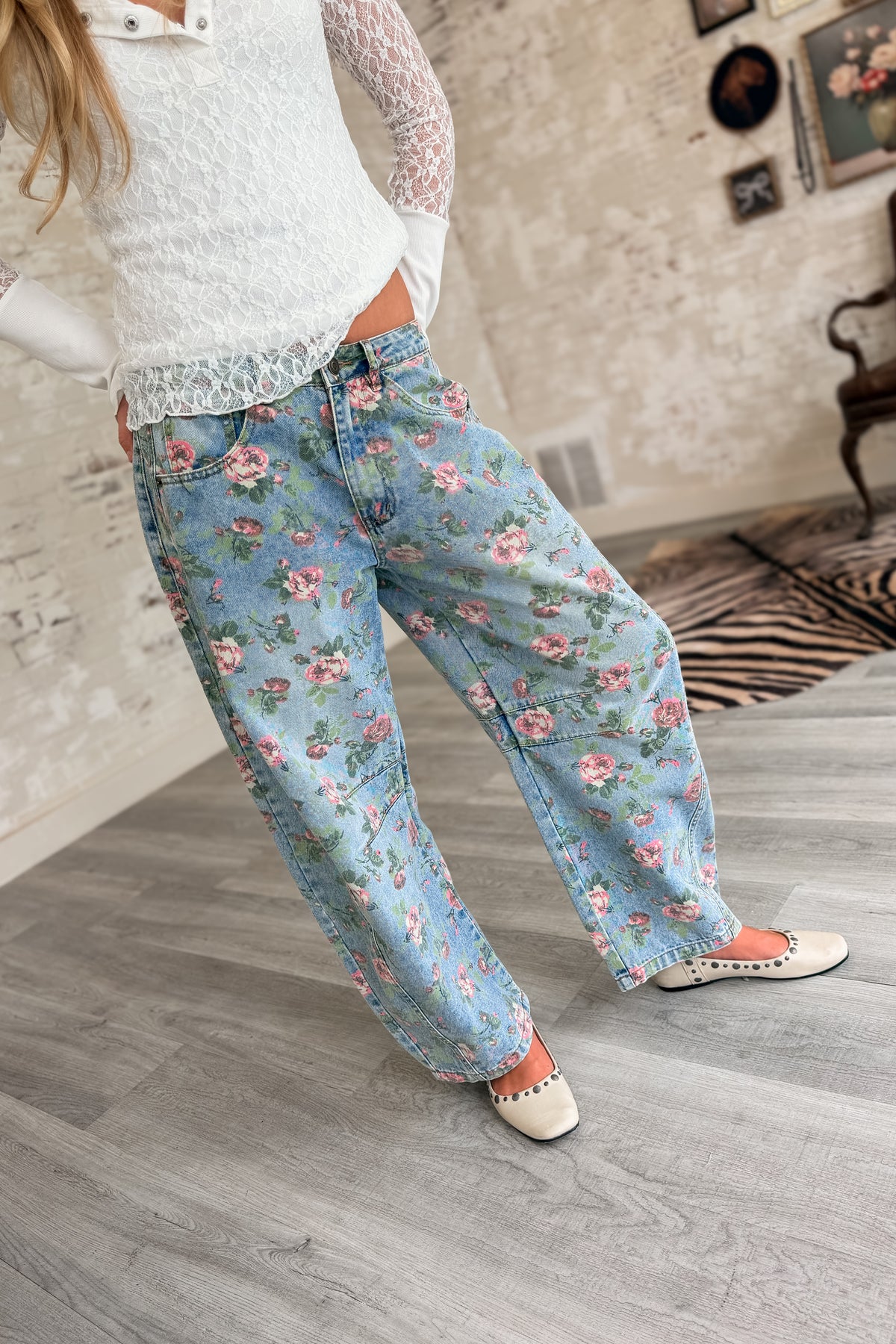 Hold That Thought Floral Barrel Pants