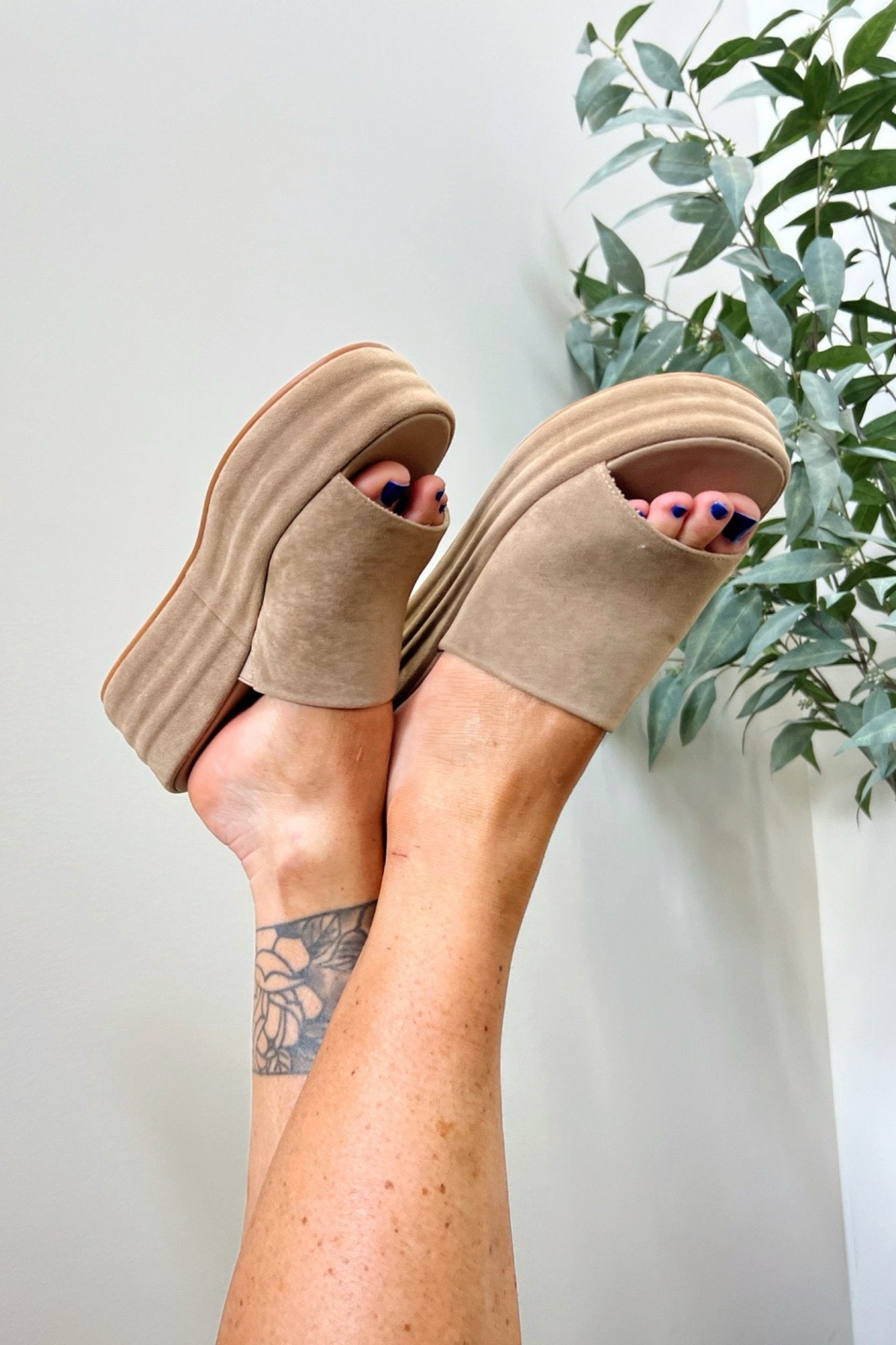 Avery Platform Sandals