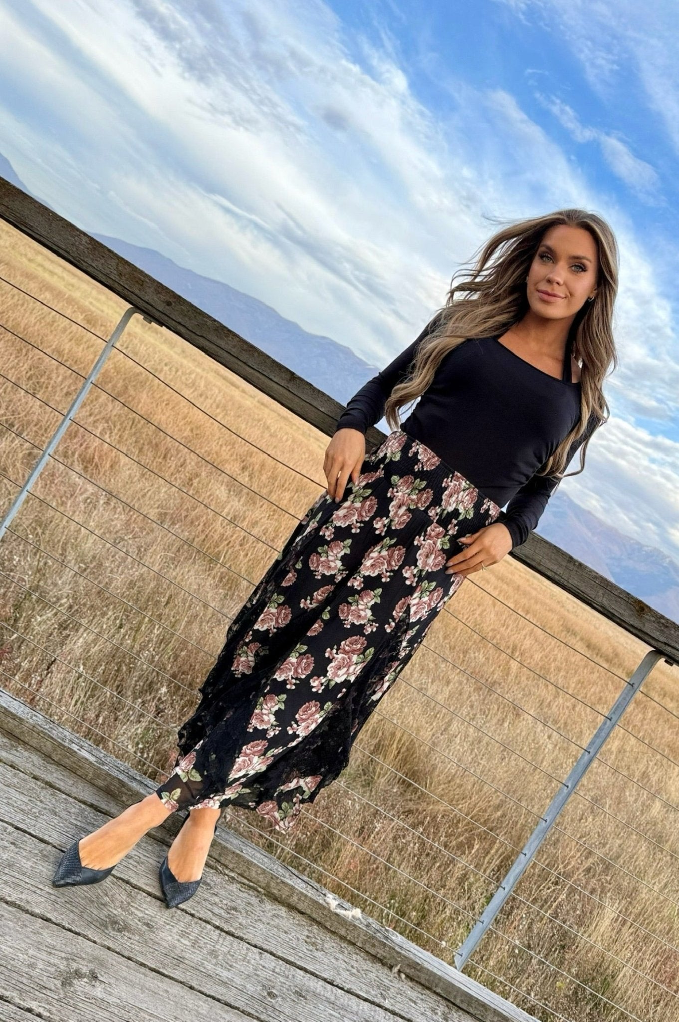 floral maxi skirt with lace texture detailing