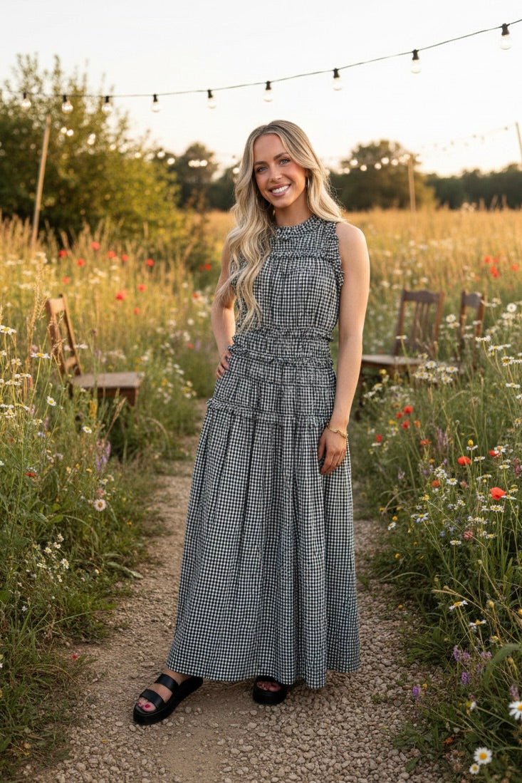 Gingham Maxi Dress, Smocked Bodice Dress, Romantic Ruffle Dress, Cottagecore Fashion, Women’s Gingham Dress, Fall Family Photo Outfits, Smocked Waist Maxi, Versatile Summer Dress