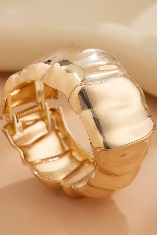 Rule Breaker Pearl Bangles