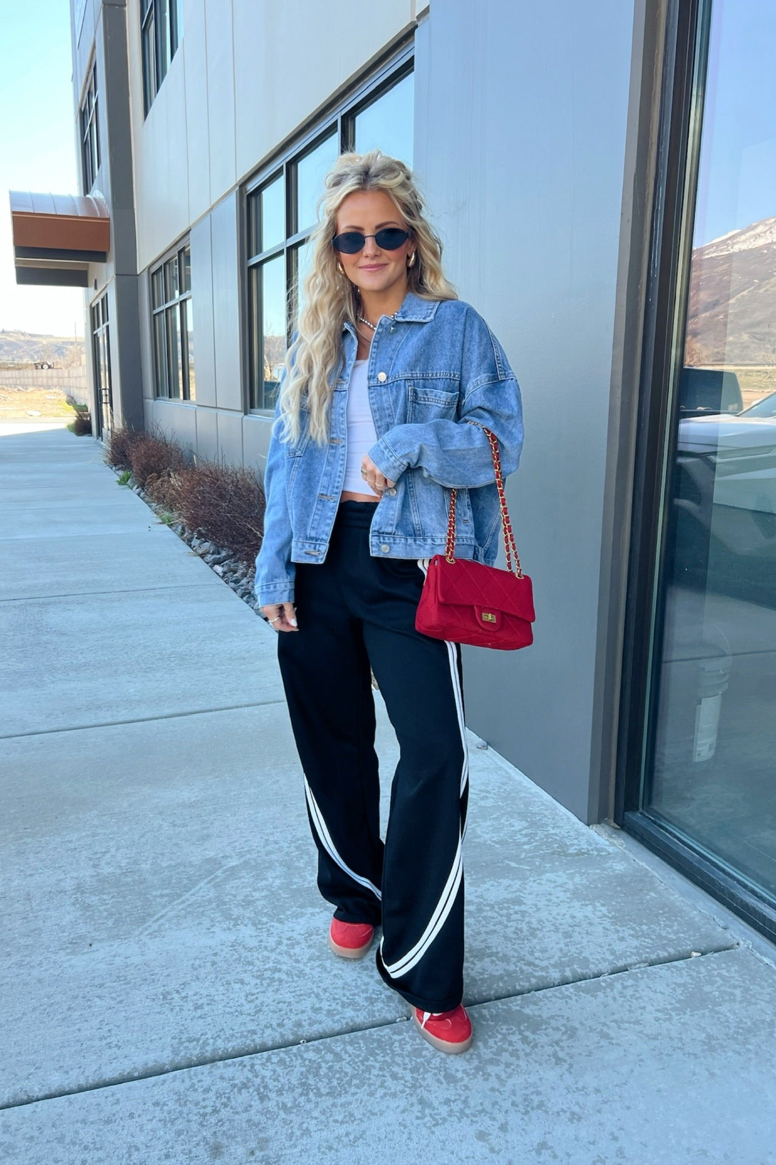 Contrast Glide Wide Leg Pants