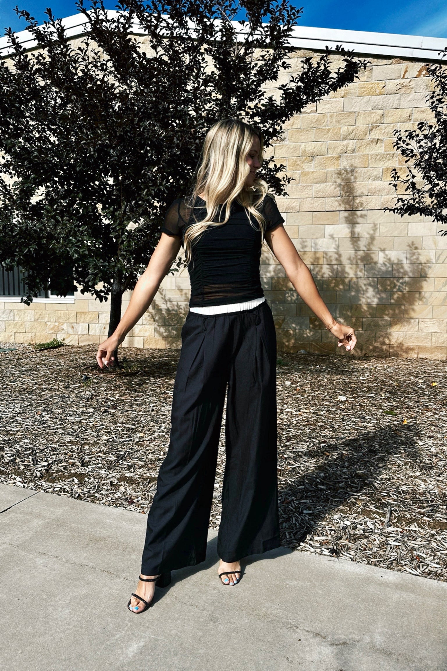 Edge Line Wide Leg Pants