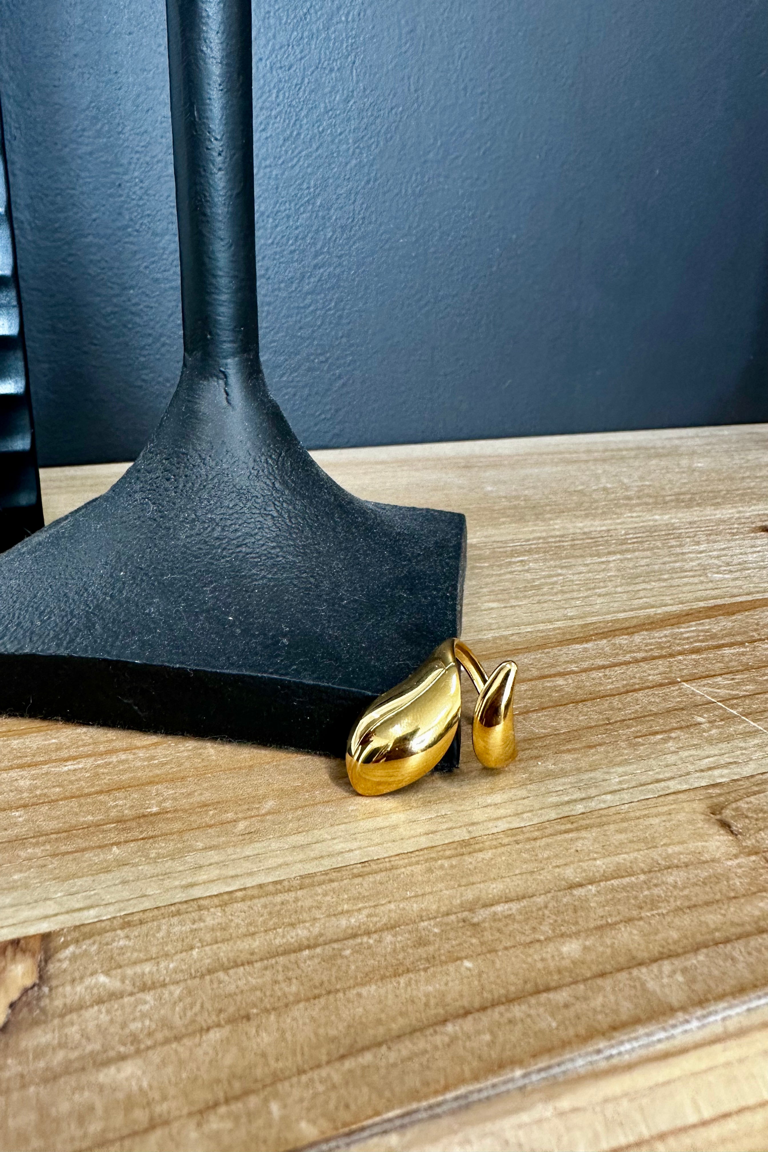 The High Gloss Wrap Ring