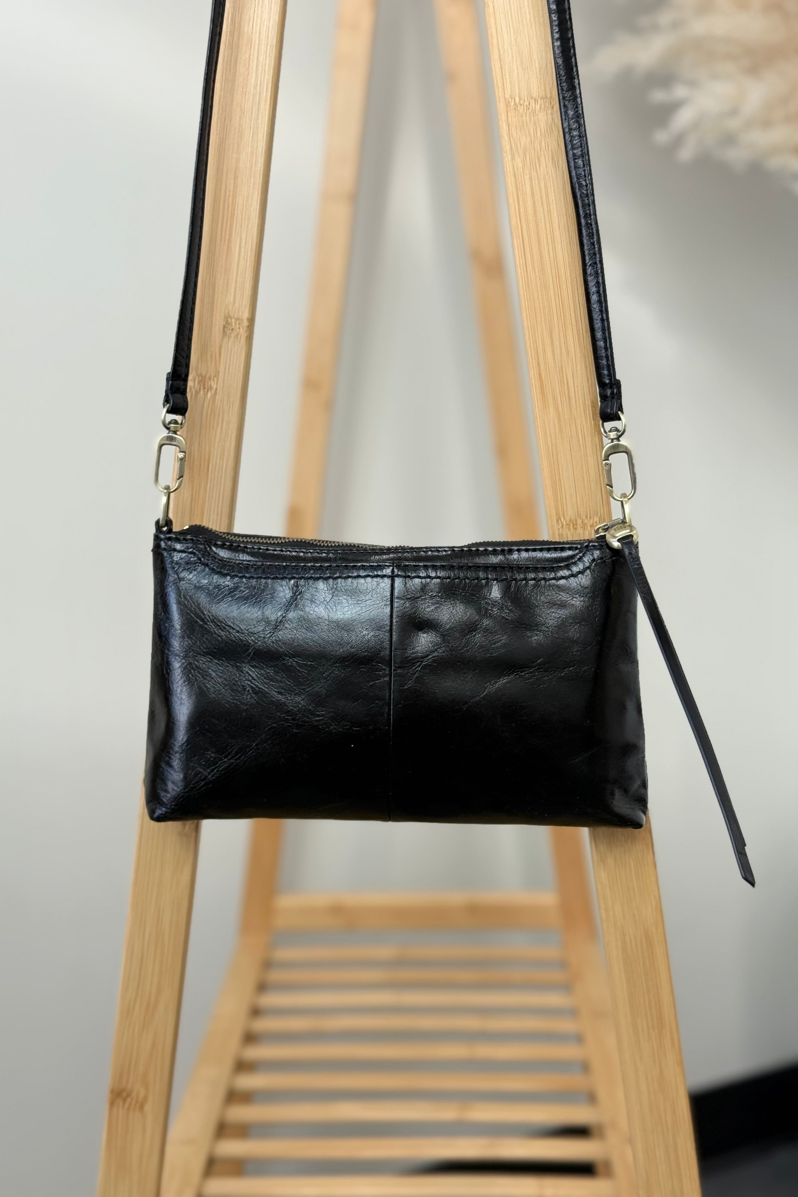 Darcy Crossbody By Hobo
