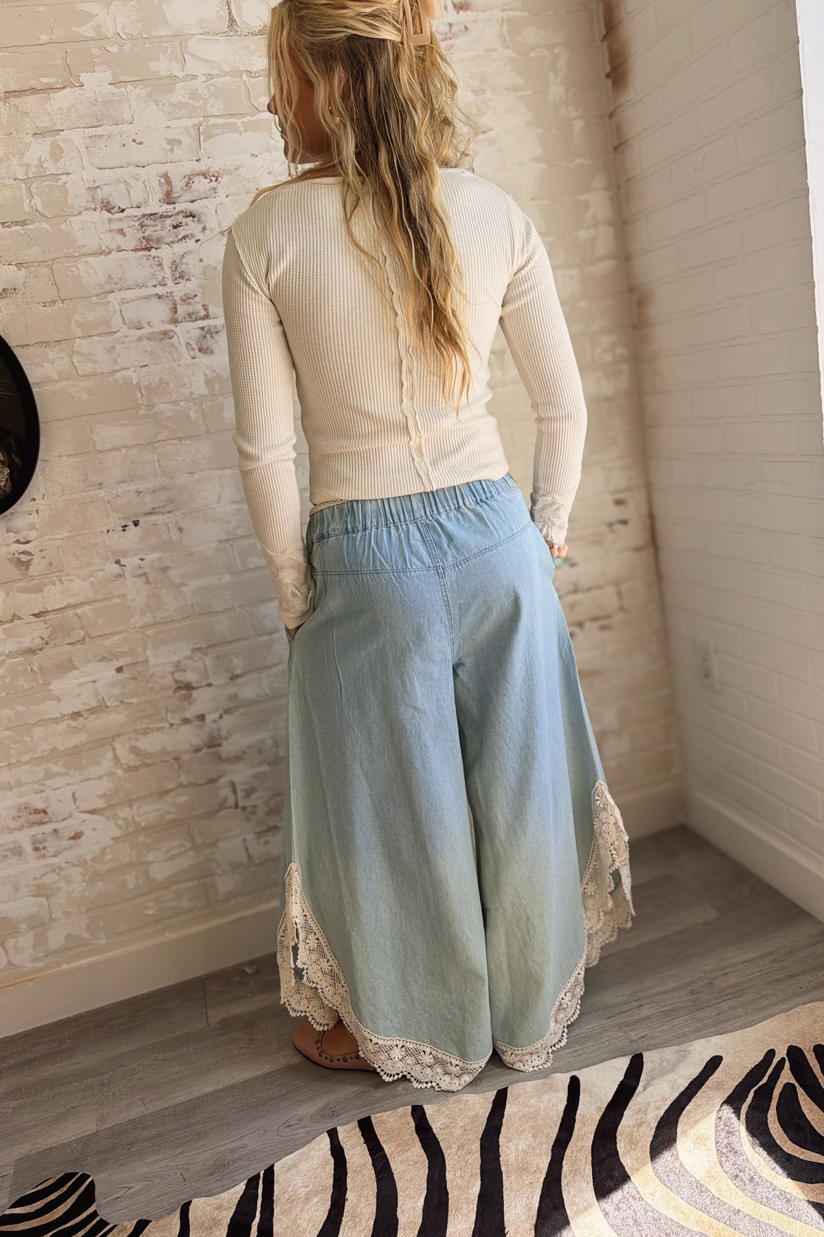 Quality Stitch Crochet Lace Jeans