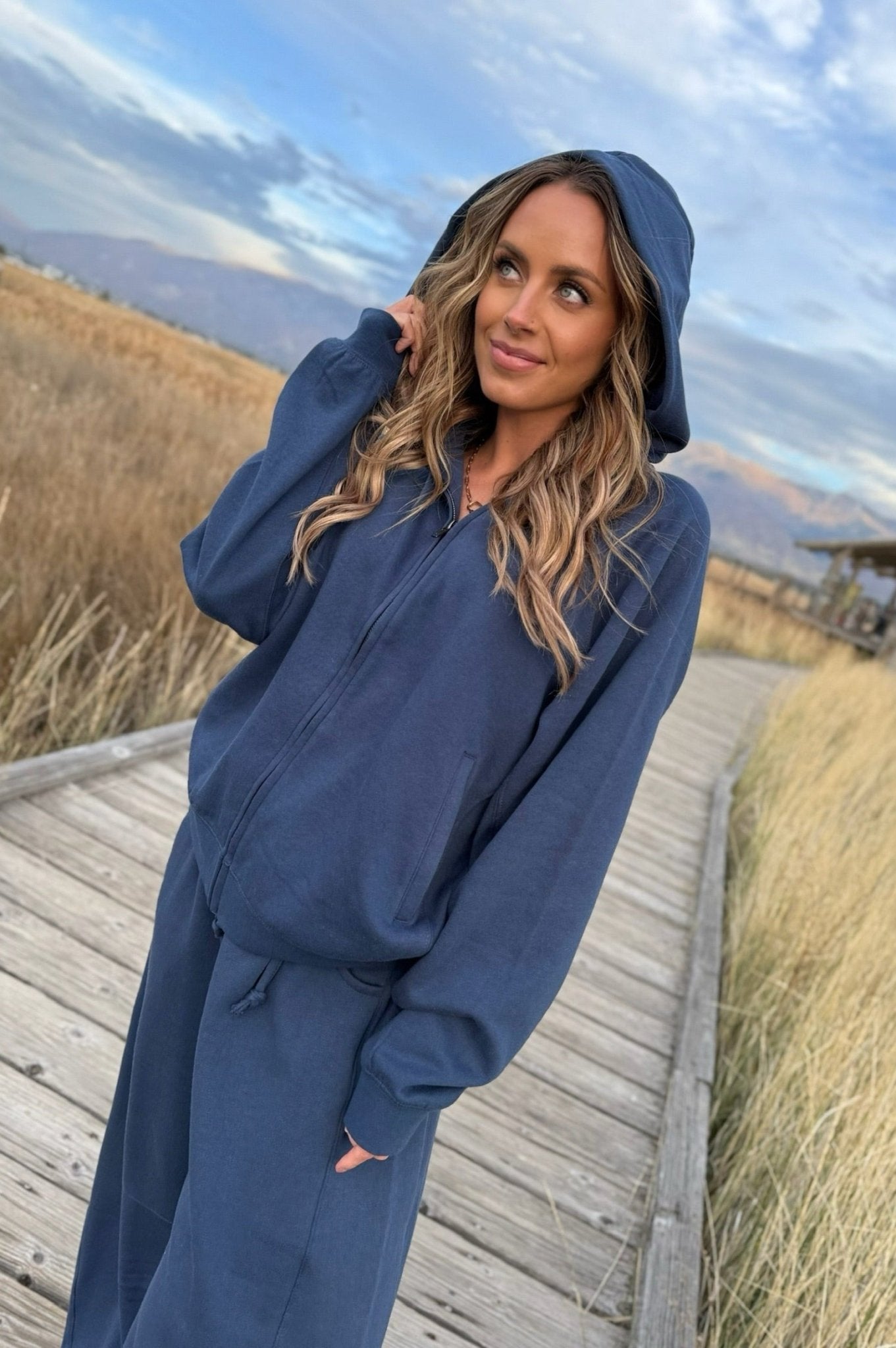 long sleeve full zip up jacket with hood