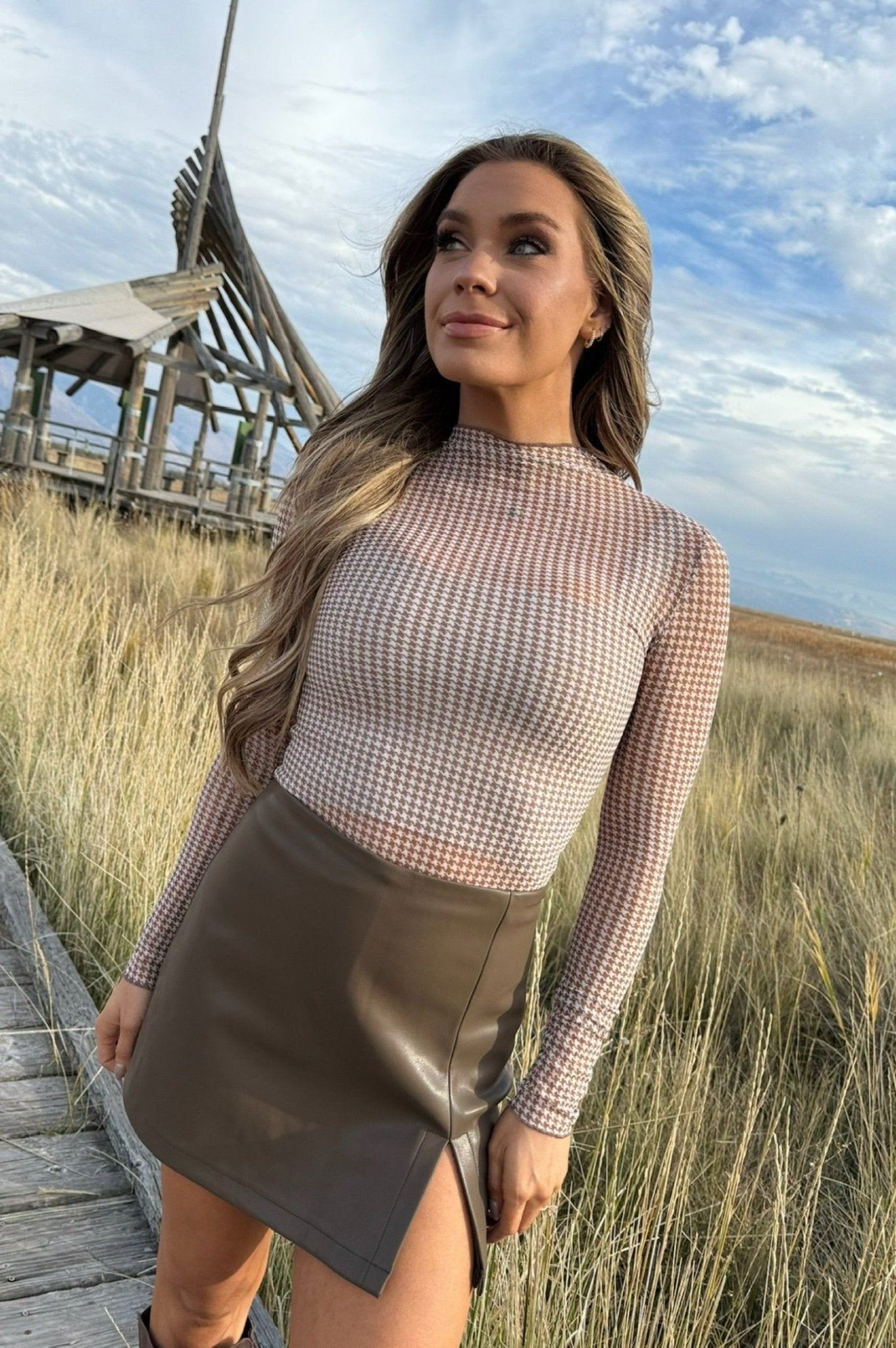 mesh long sleeve houndstooth top