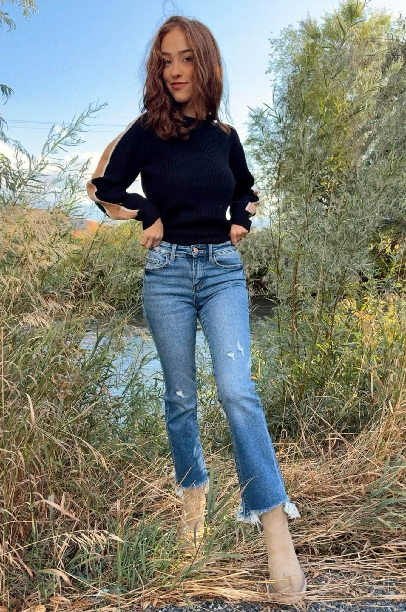 frayed hem jeans, distressed jeans, womens jeans, womens denim