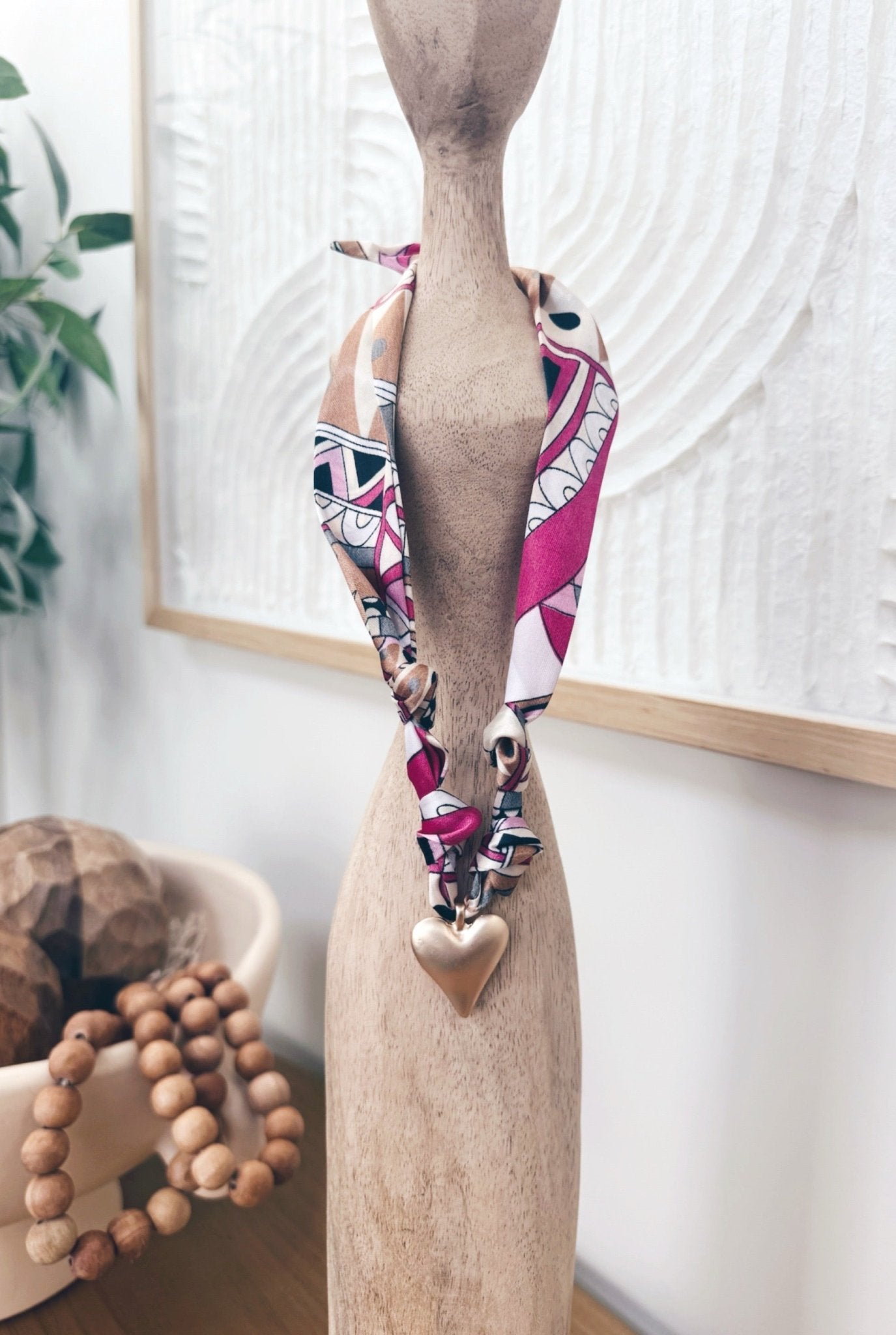 Lover's Trace Scarf Necklace